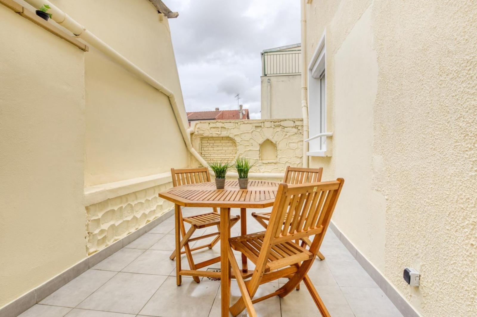 Cozy 4 Proche Gare - Cozy Apartment *